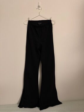 Black Wide-Leg Pull-On Pants
